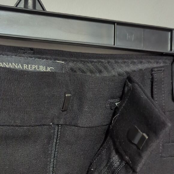 Banana Republic Black Dress Pants with Slim Fit and Cropped Length - Picture 8 of 9